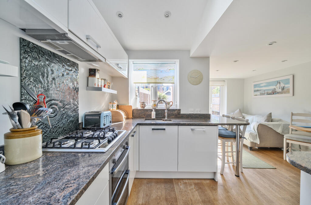 1364425-13-68e7bd...