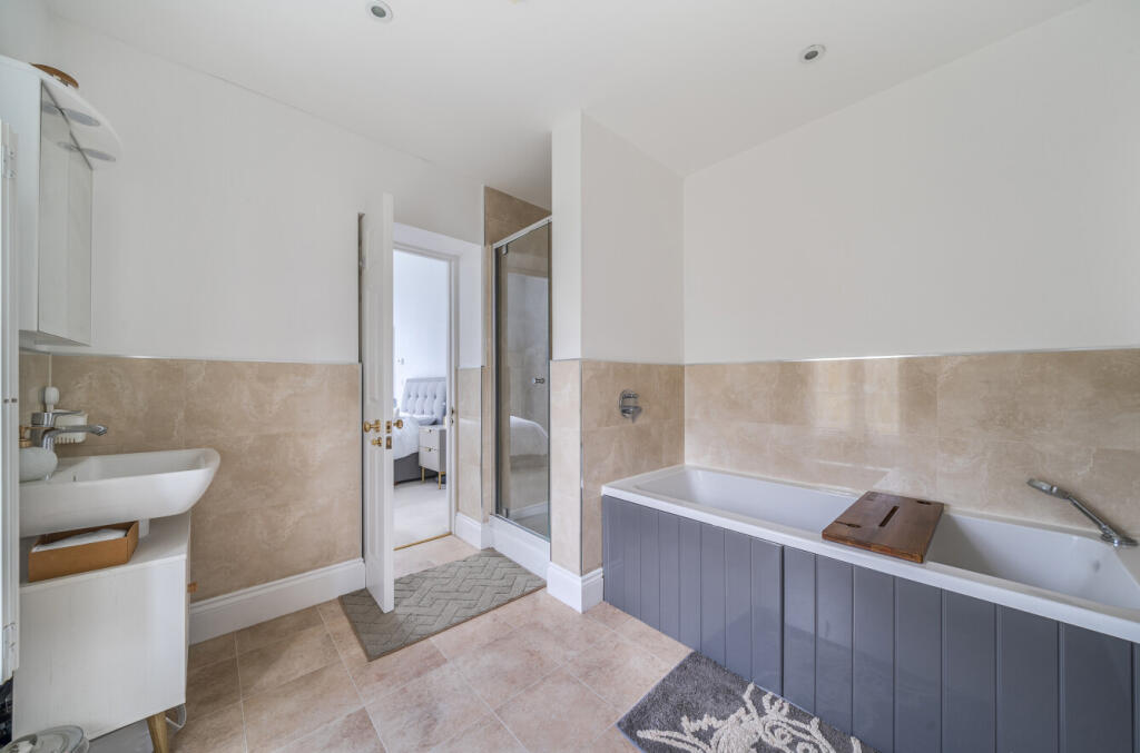 1381143-5-6913630...