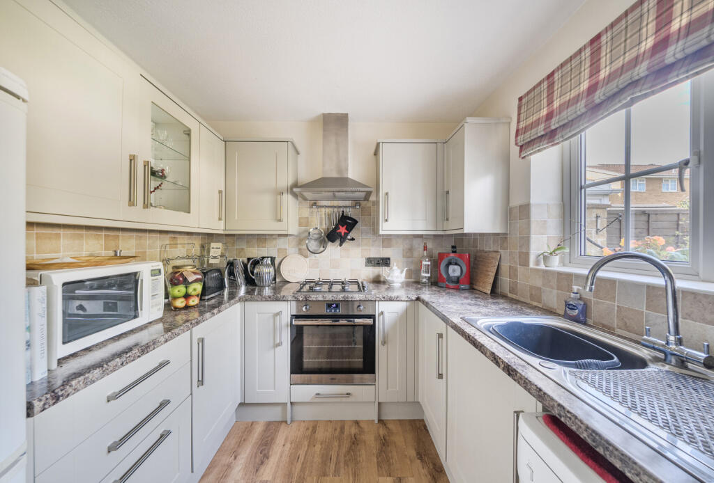 1358784-9-68d413a...