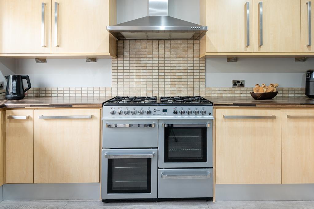 KITCHEN DETAIL