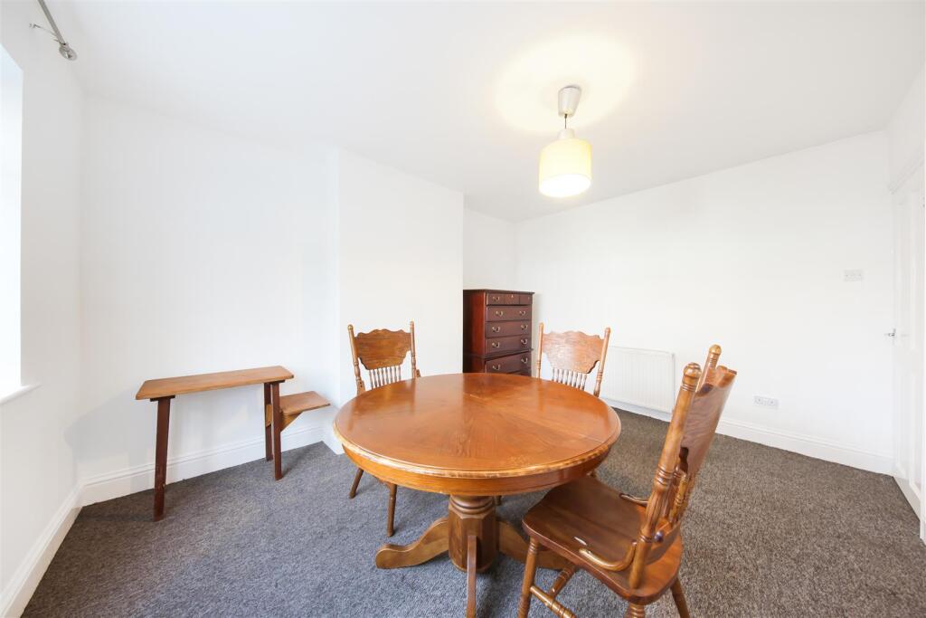 30 Wigginton Avenue - yc6Et5gQb0F2SJBY9nh1.jpg