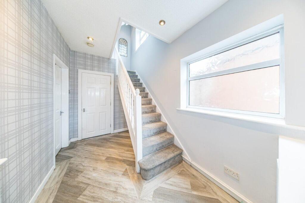 22 Coniston Ave hall.jpg