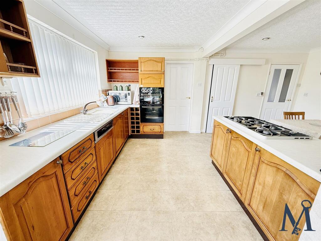 Open Plan Kitchen Diner