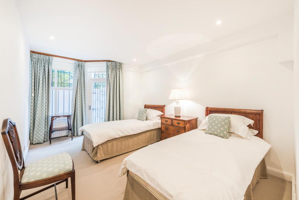 Egerton Gardens 20, 