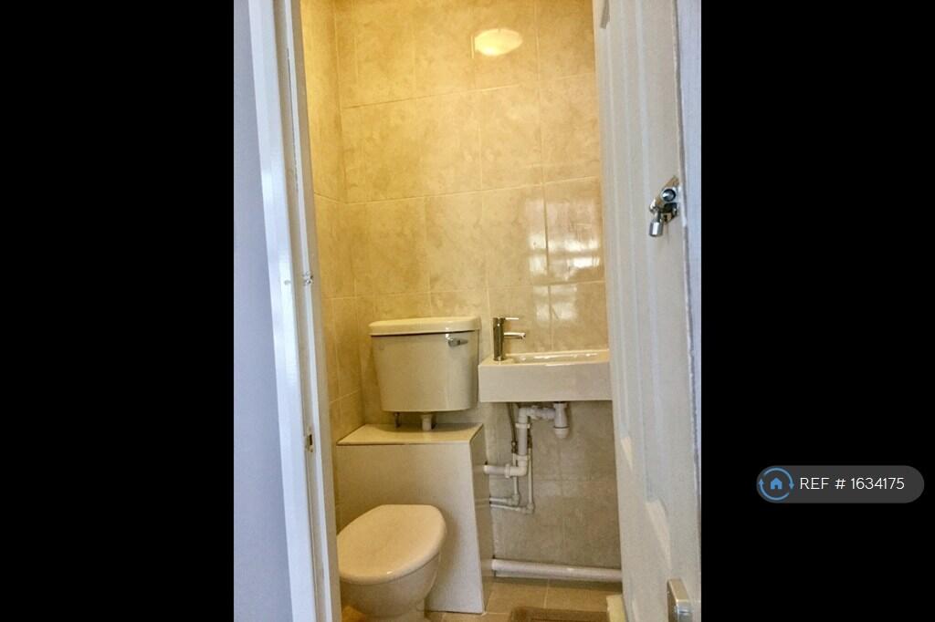 Room 3 (Ensuite)
