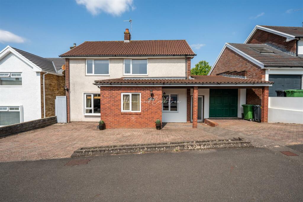 Padarn Close, Cyncoed, HernCrabtree (12).jpg