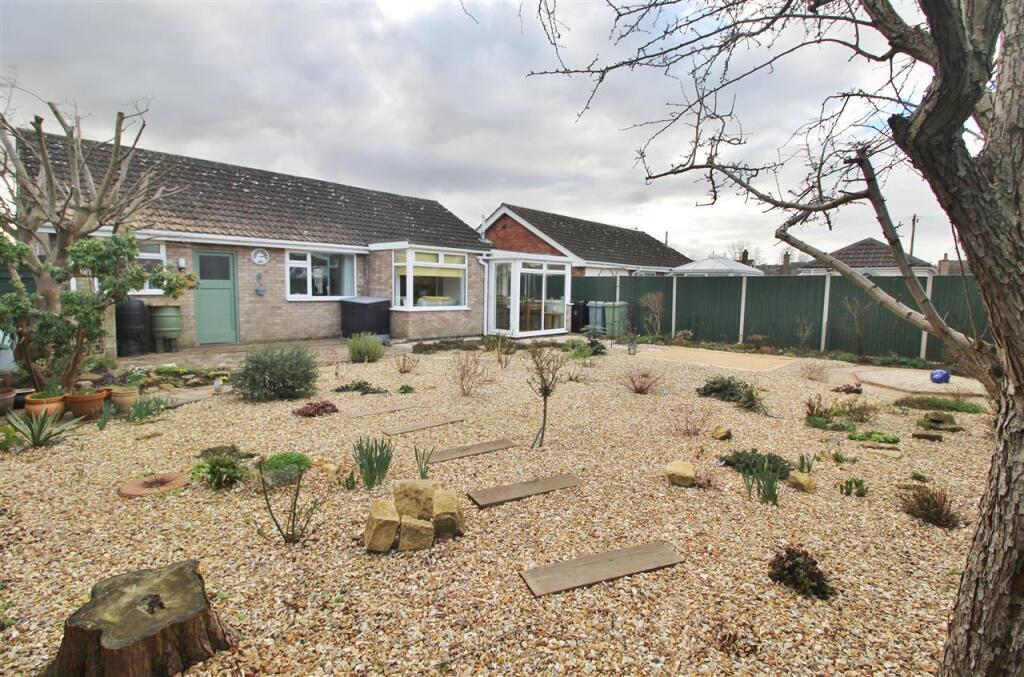 REAR GARDEN -