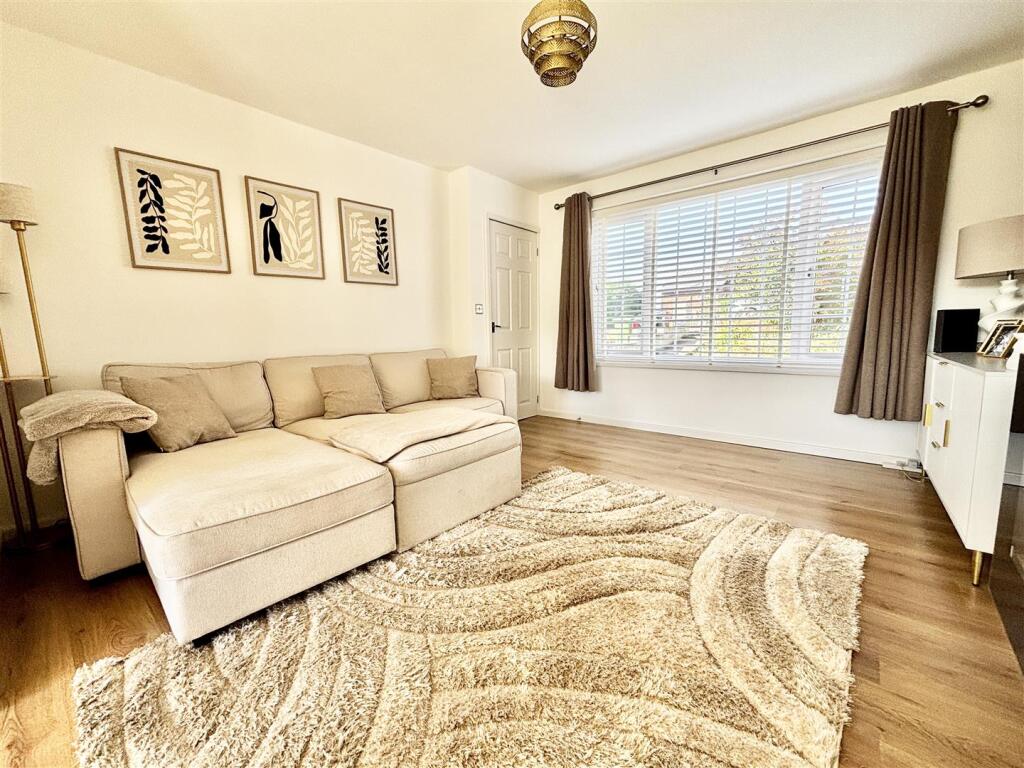 Lounge/Diner View Five