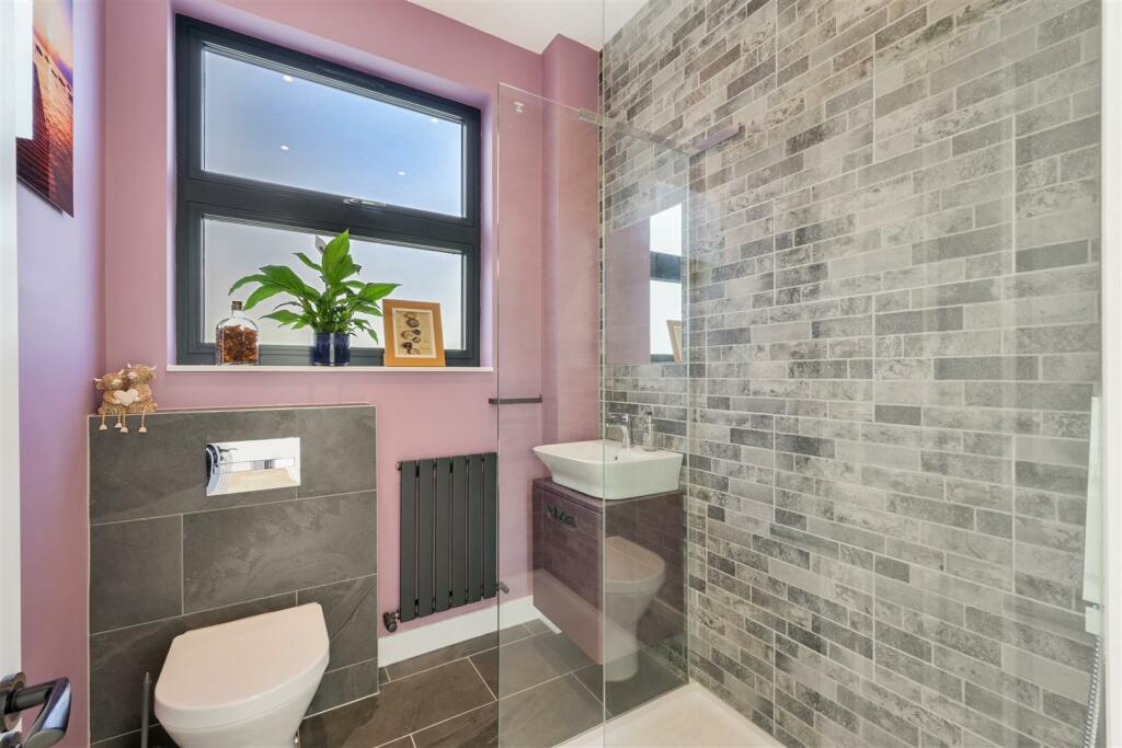 THORNFIELD ROAD, 7 (20 FROM 34)-1.jpg