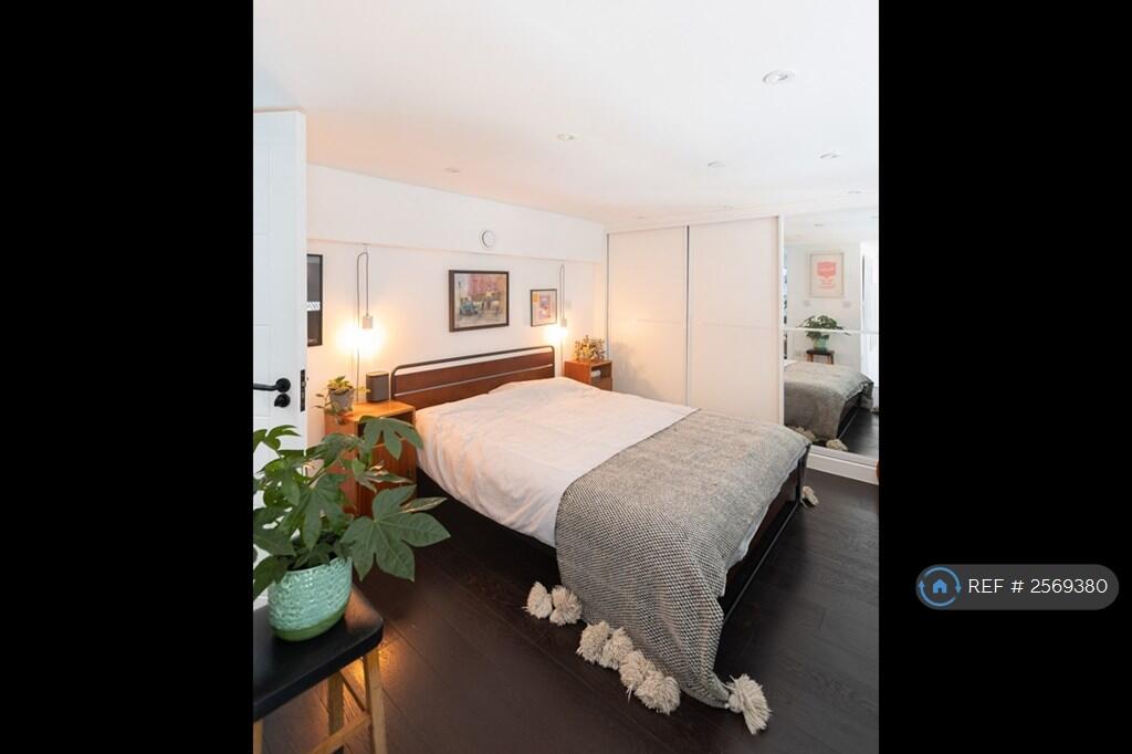 Bedroom Mezzanine