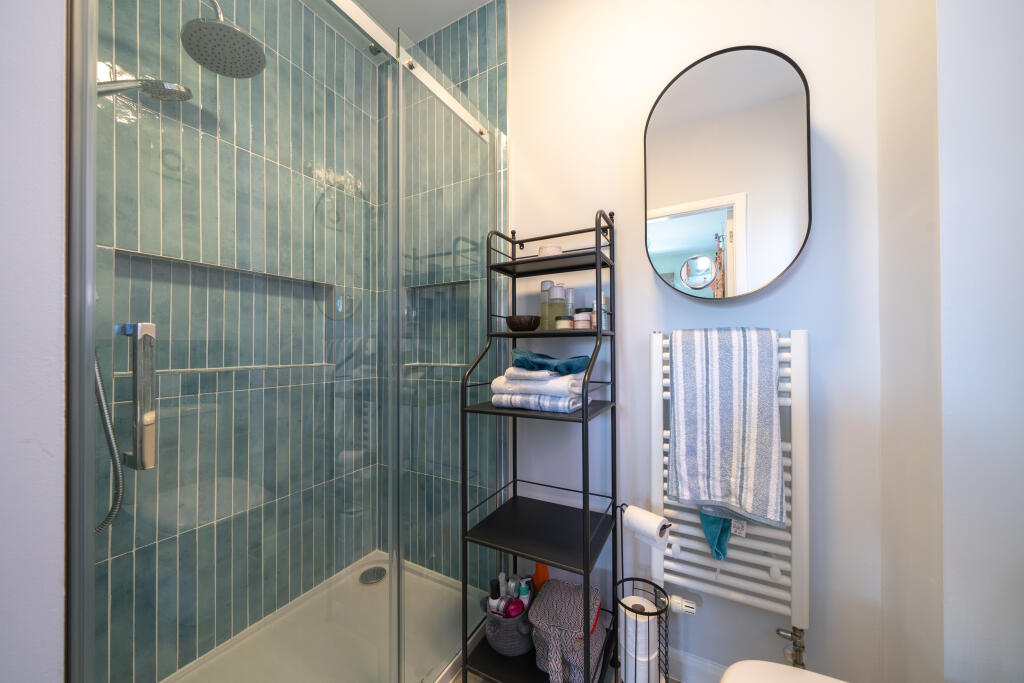 ENSUITE.jpg