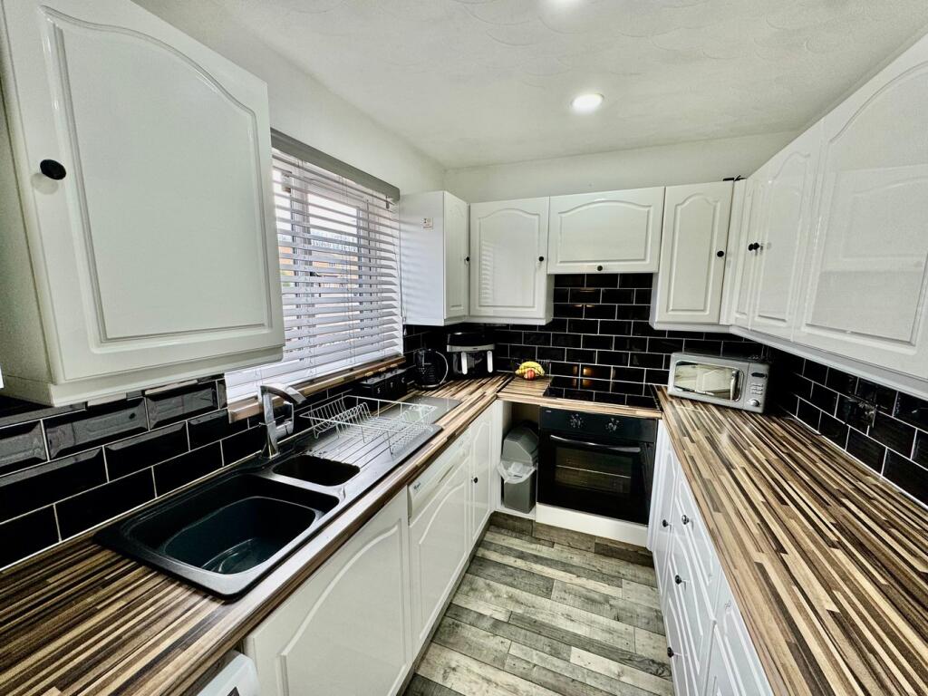 Fitted Kitchen