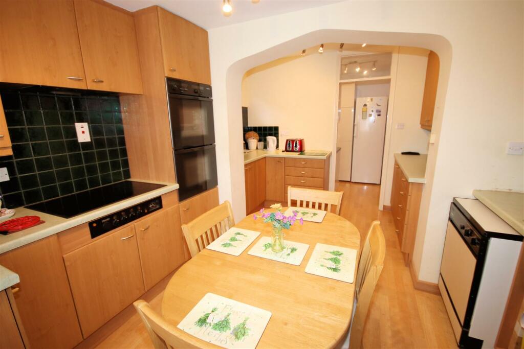 View of Kitchen/Breakfast Room