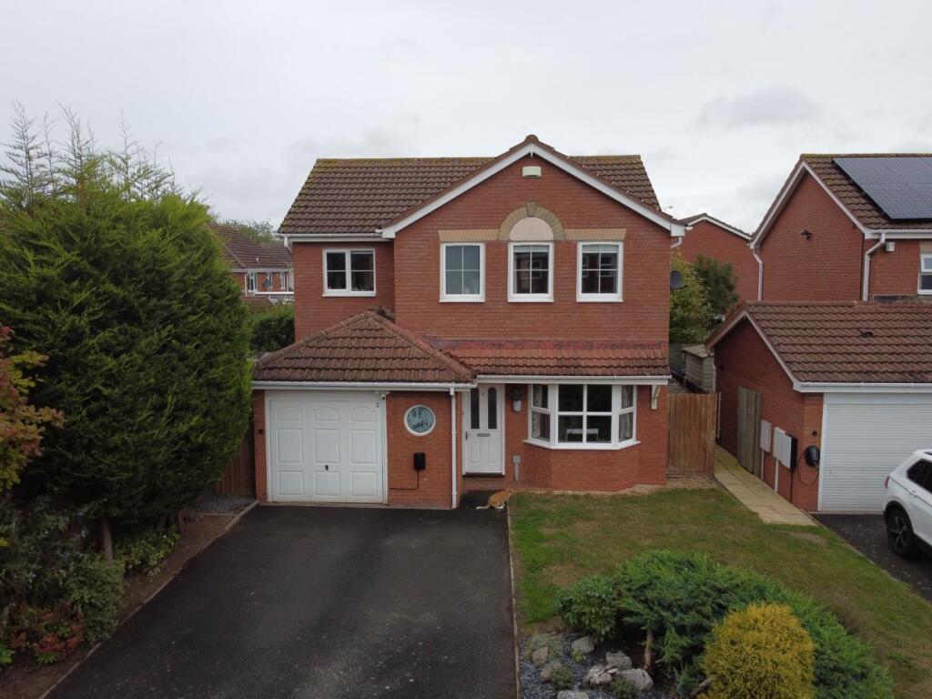 9 Mark Antony Drive Cv34-10.jpg