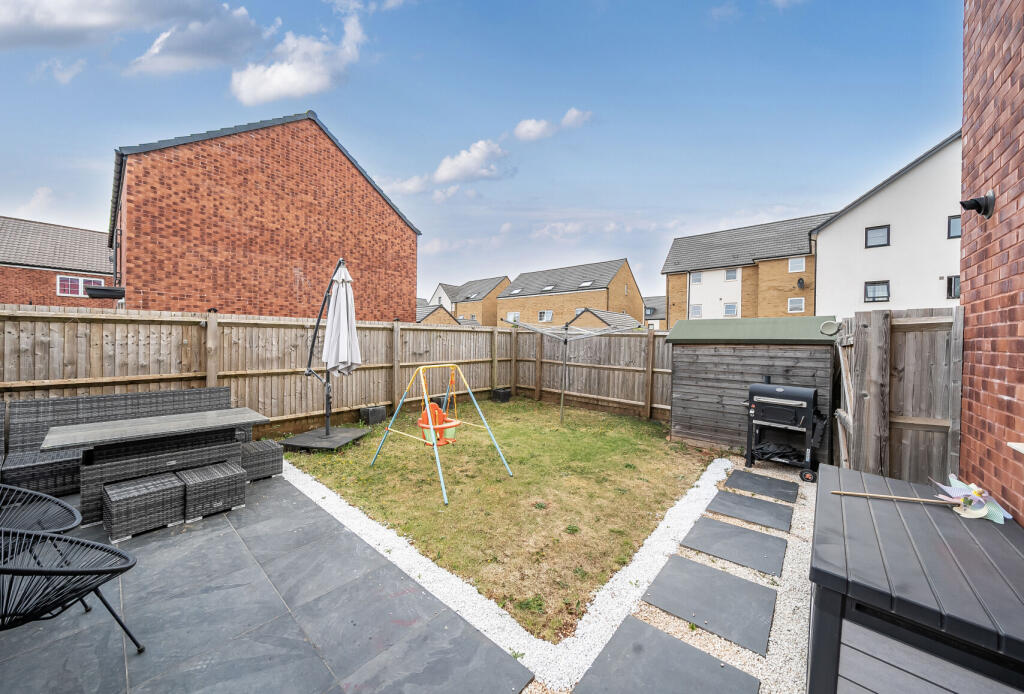 1296405-2-682ccaa...