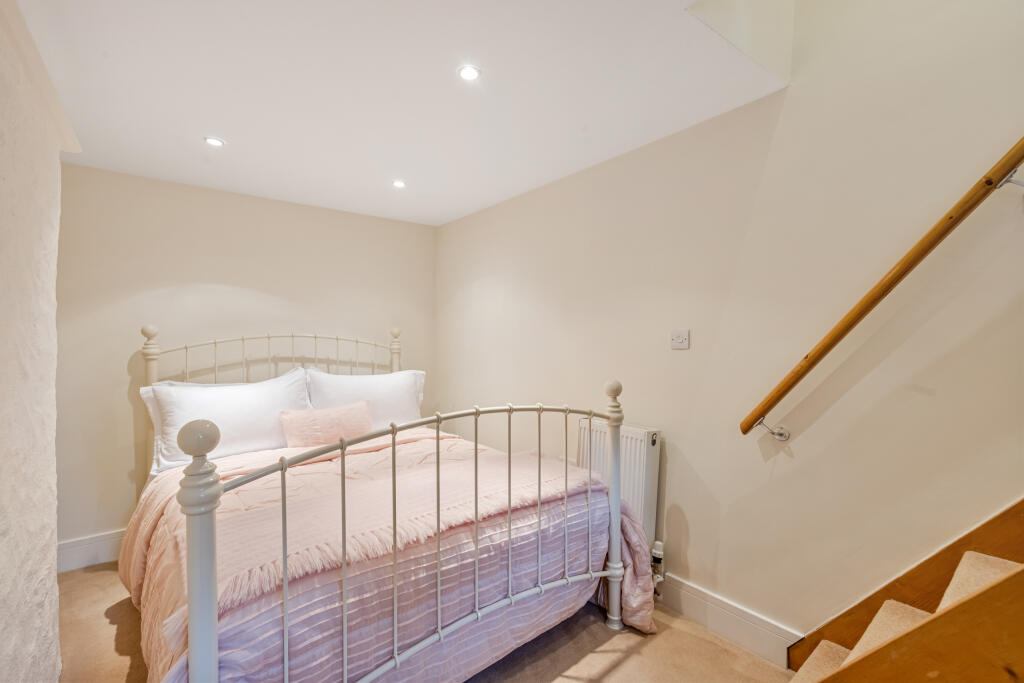 15 Bed 2Porthole Baileys Meadow Stoke Flemming - 2