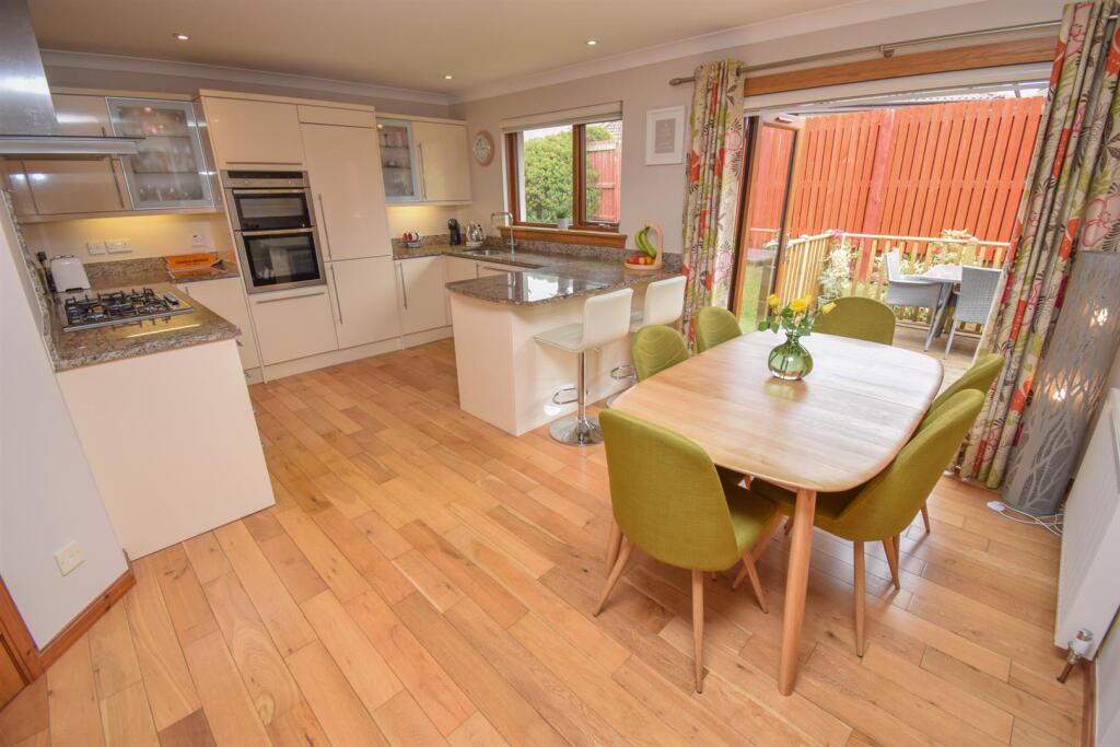 OPEN PLAN KITCHEN-DINER-SNUG-2.jpg