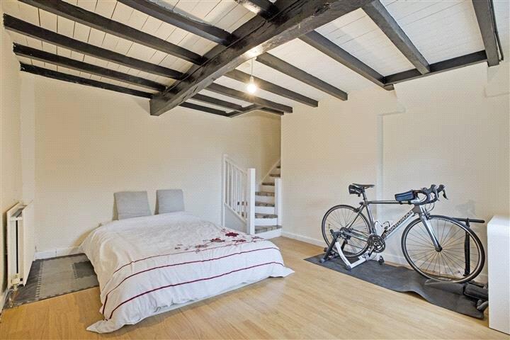 Bedroom/Reception
