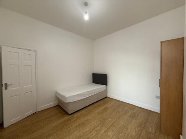 Bed2