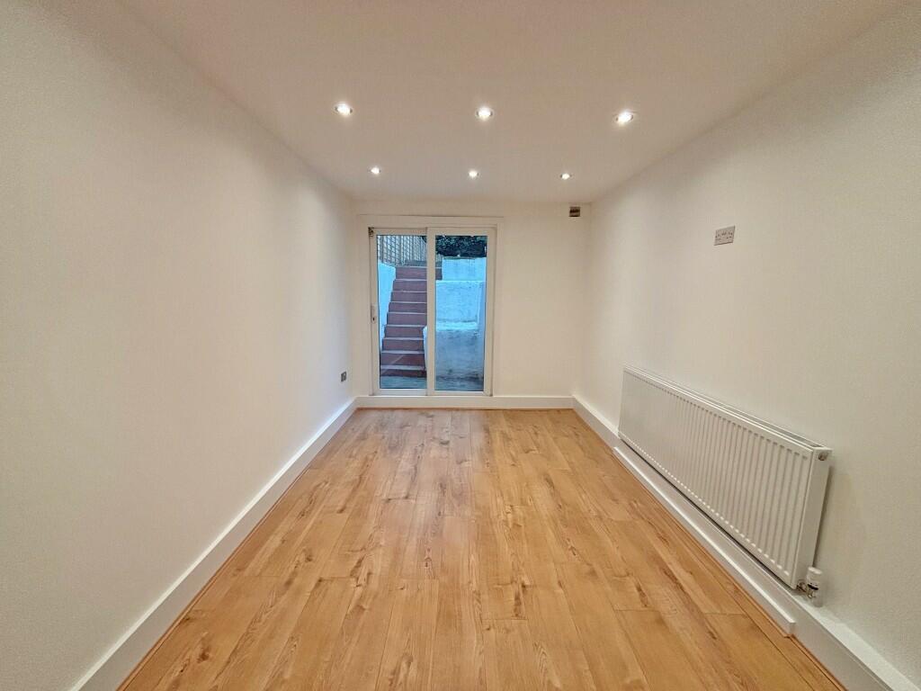 Living/Dining Area