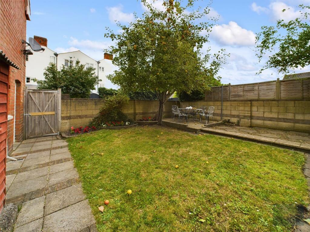 CAM02558G0-PR0231-ST