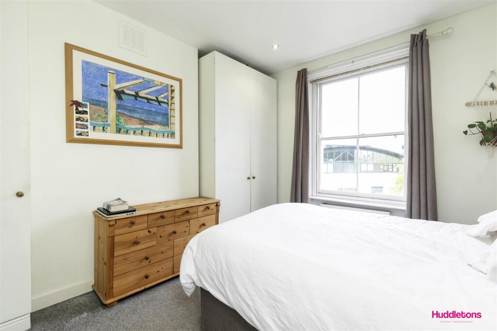 56D Oakley Square -12.jpg