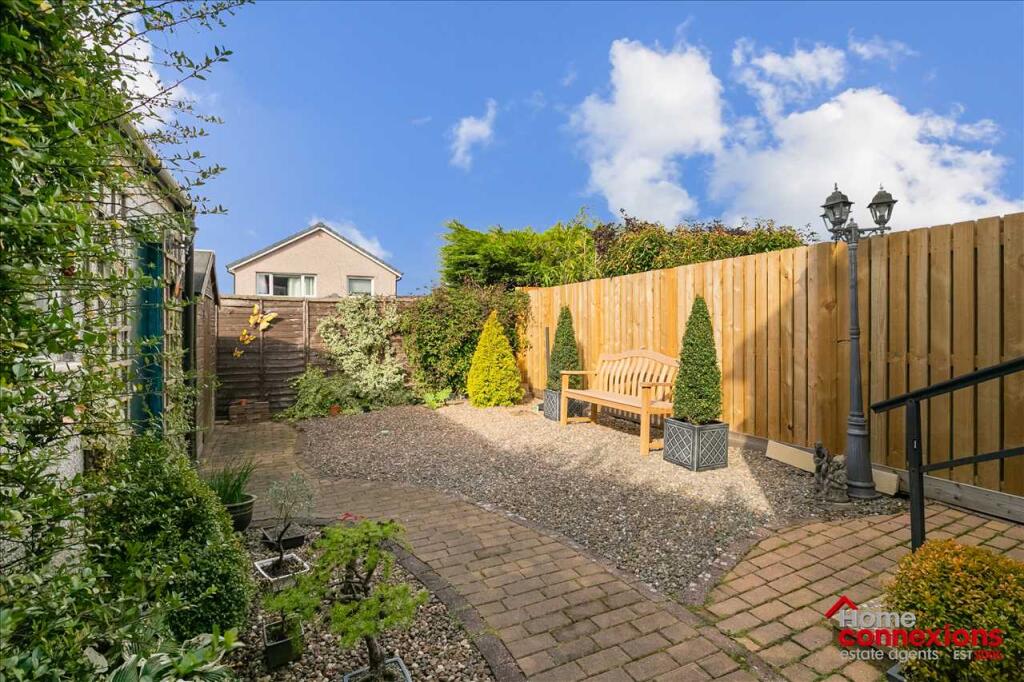 Rear Garden (2)