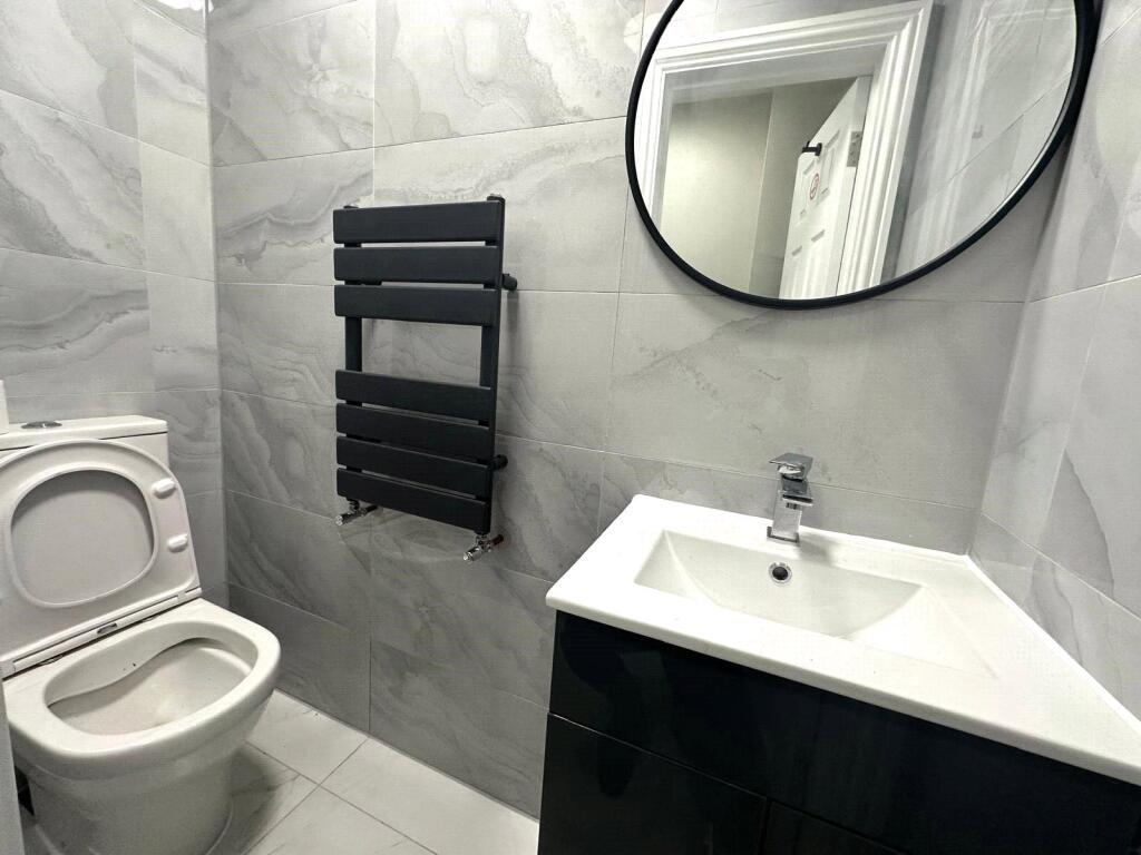 Communal Wc