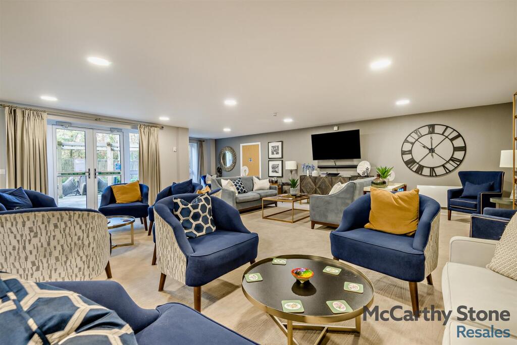 8672408-interior04-800.jpg