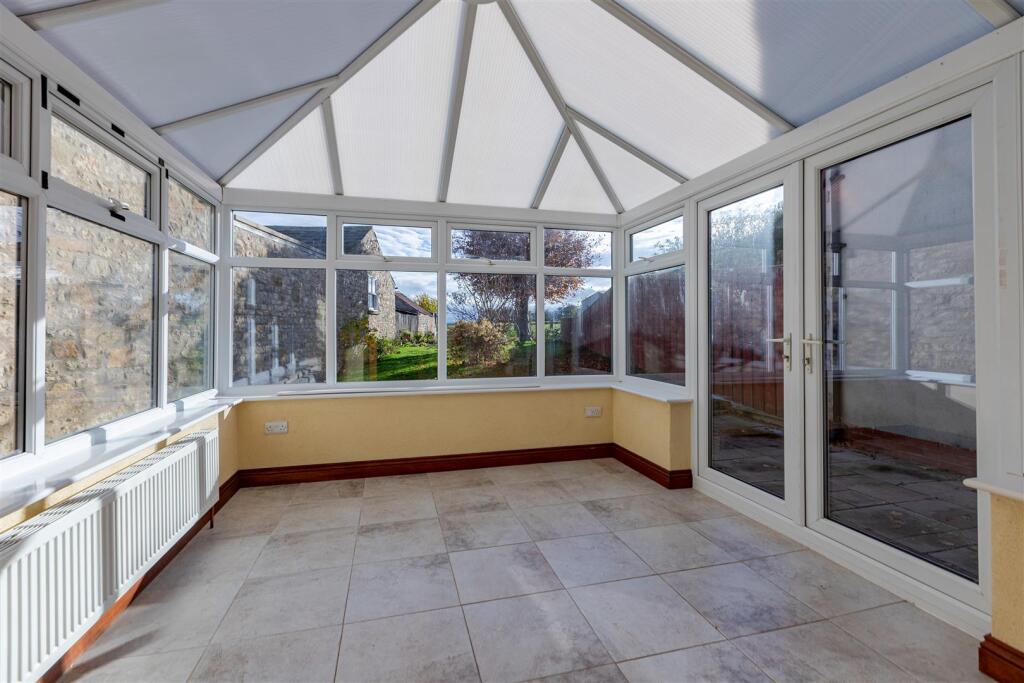 2 Greenfields Garden Room