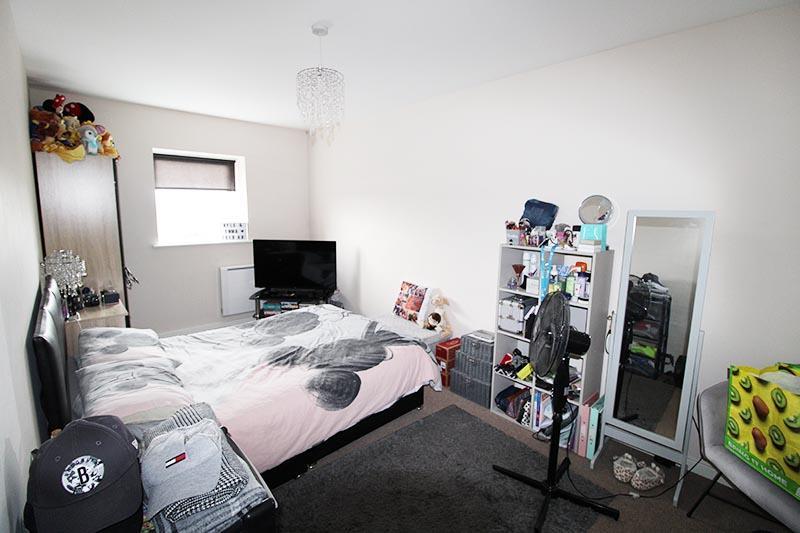 bedroom.jpg