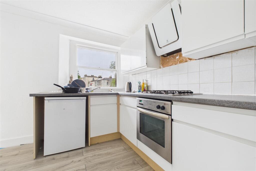 Top Floor Flat, 5 Pembroke Road Clifton, Bristol B