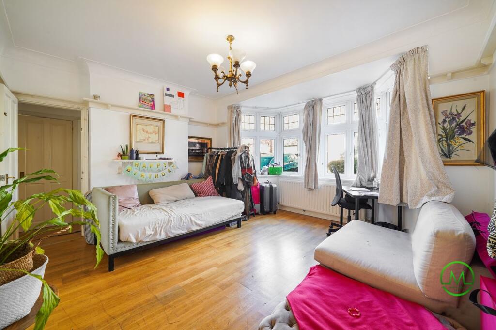 Six Bedroom Detached House