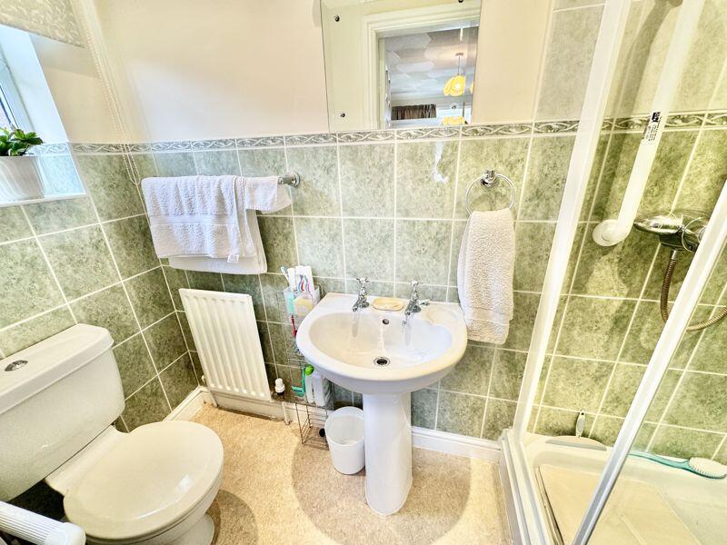 En suite shower room