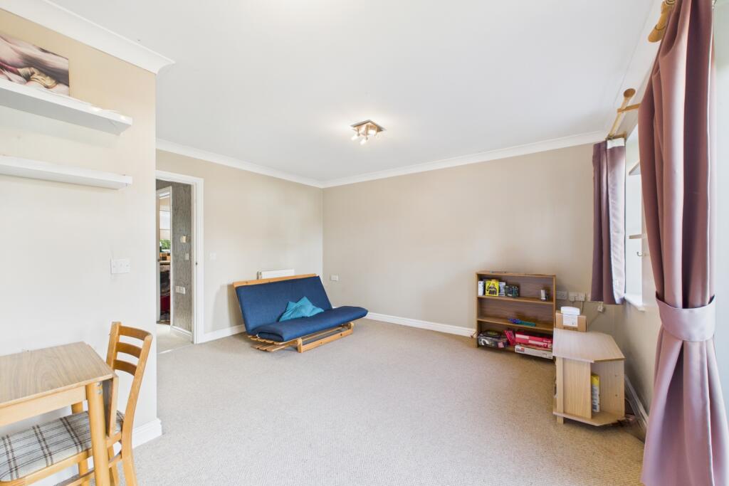EweMove Spalding -  Finlay Close - Living Room