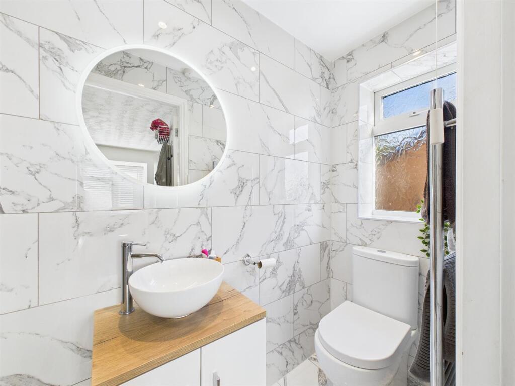 En-Suite Shower Room