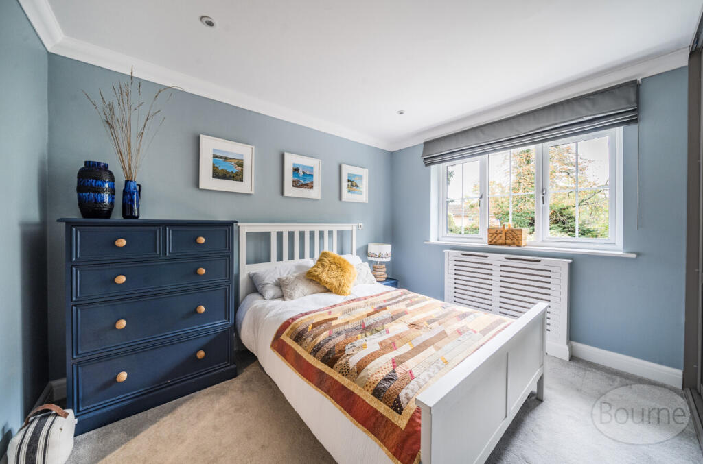 12289793-f4d5-4b1...