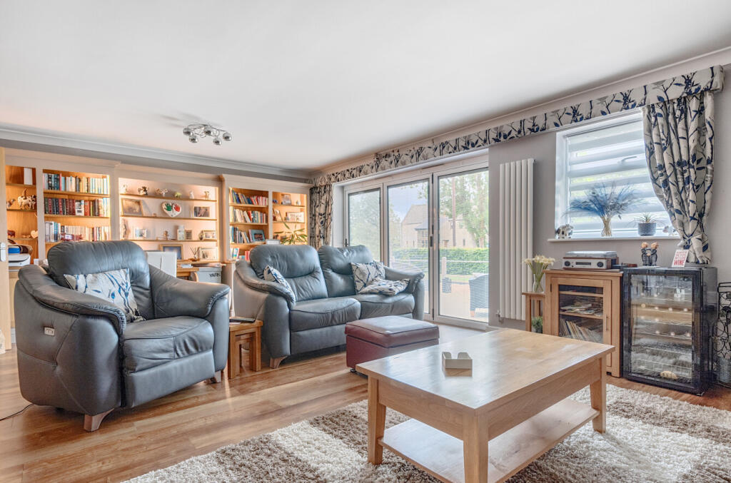 1304671-13-684080...