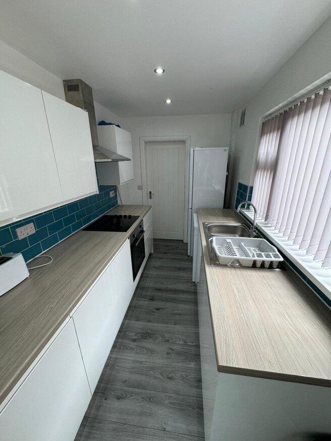 watford-street-st4-2ew-992265