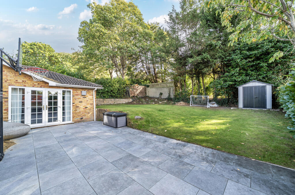 1361349-10-68e52d...