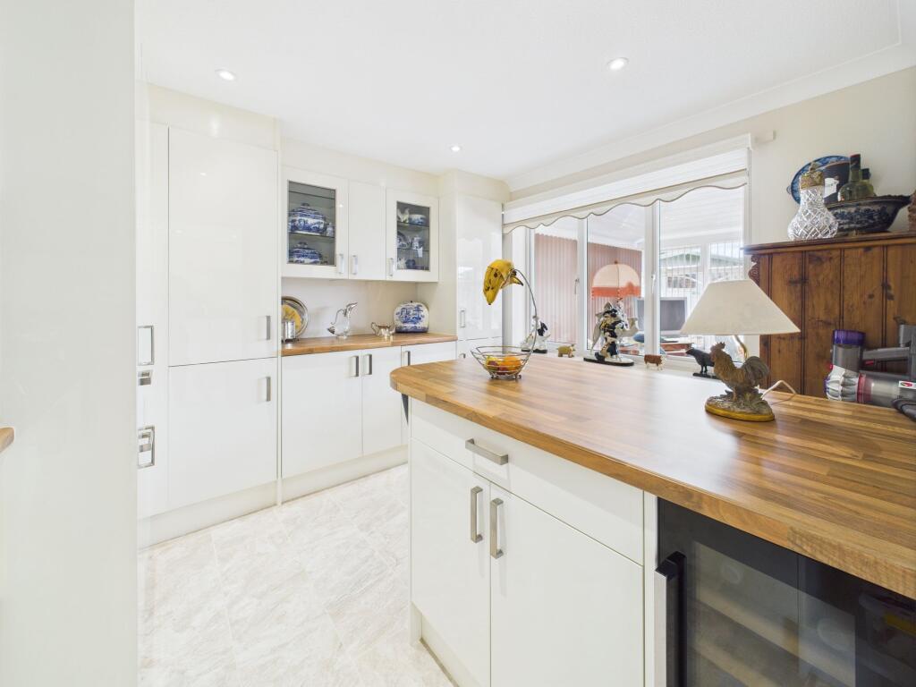 Breakfast Room