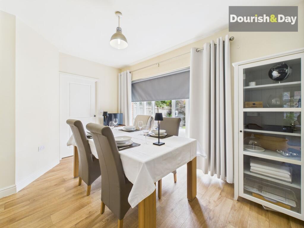 Kitchen / Living Diner