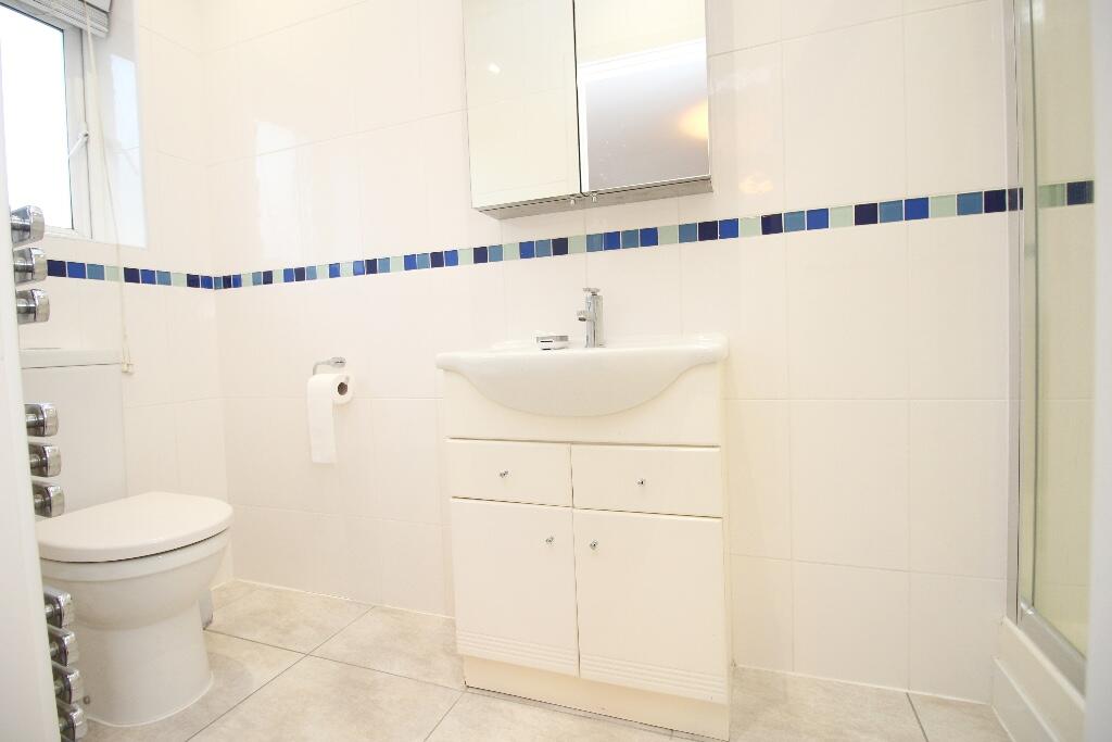 Bedroom 2 En-Suite