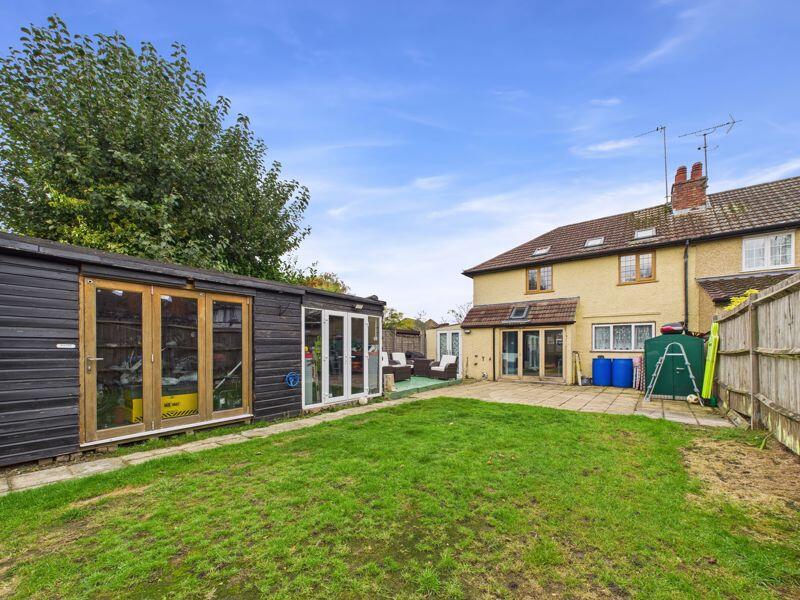 REAR ASPECT &amp; WORKSHOPS