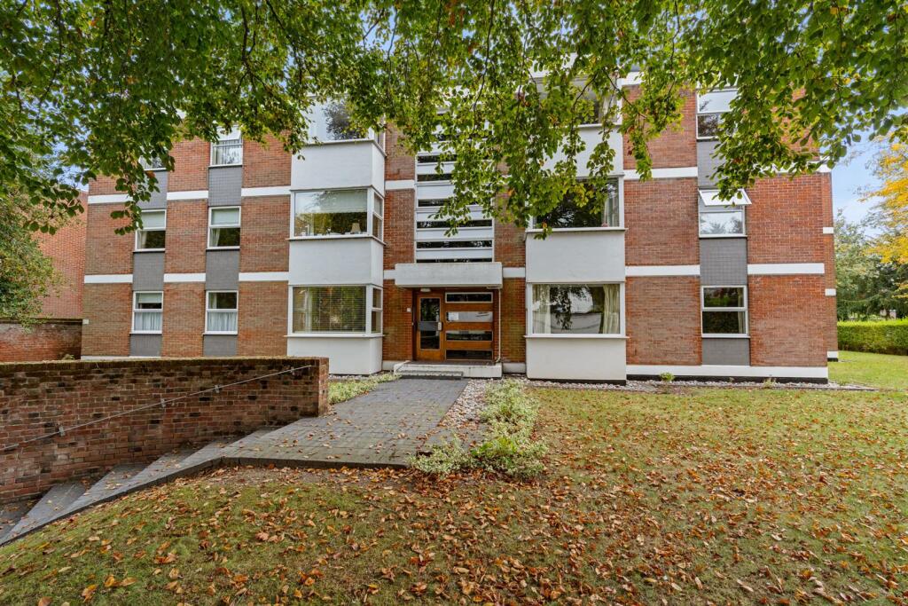 2FountainCourt-001.jpg