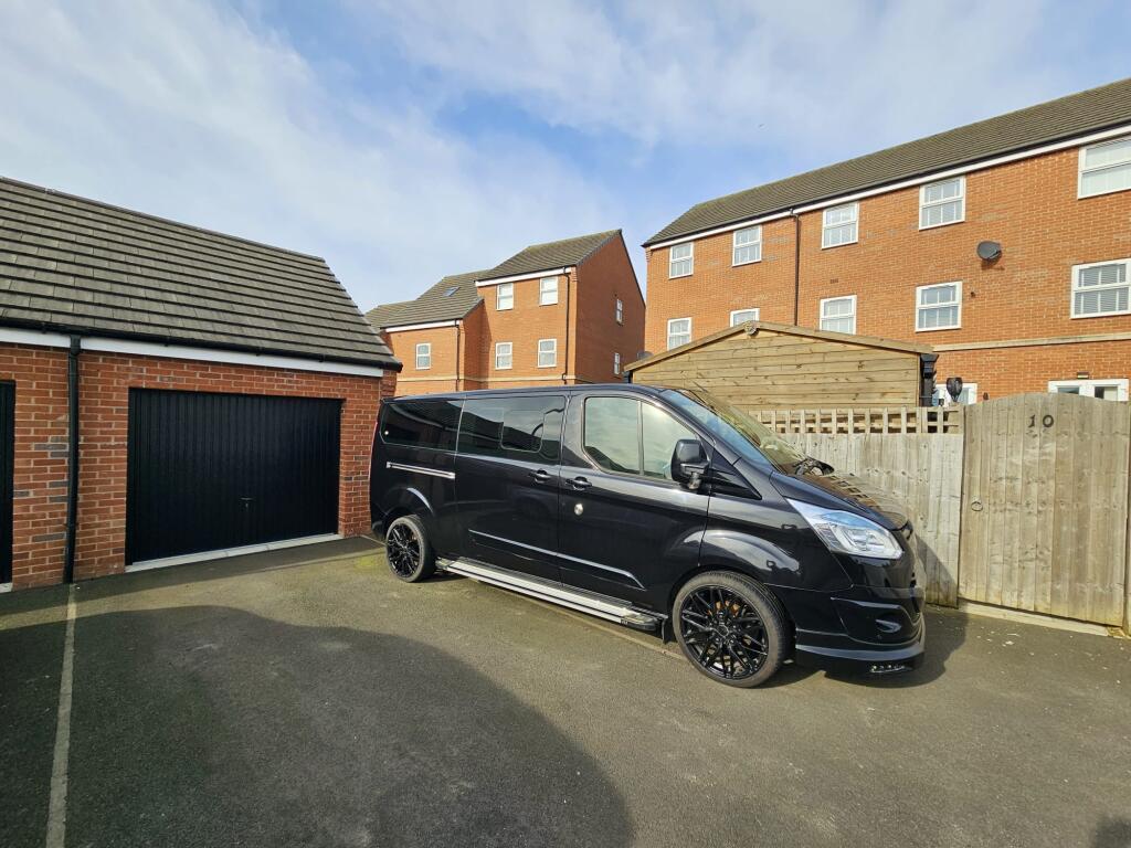 34b72ae9-a4a2-4401-83dd-e031a8d00962