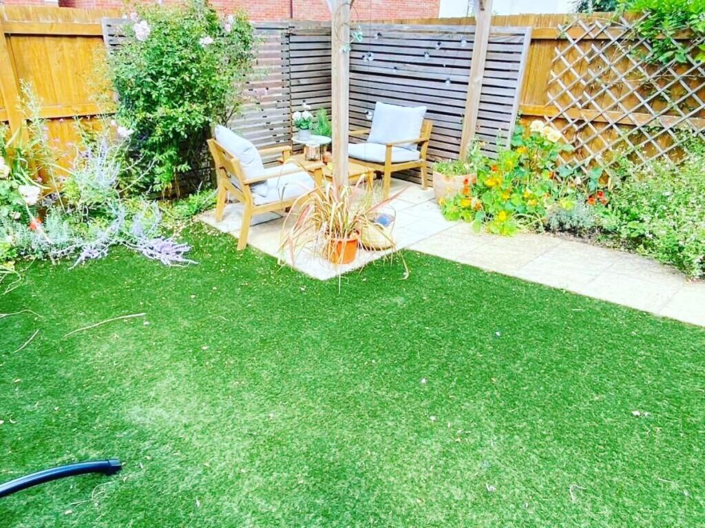 Seven Acres, Cranbrook, Exeter