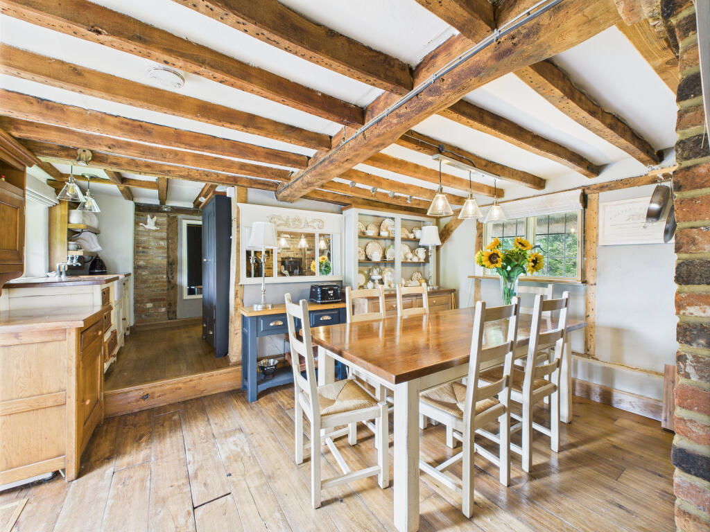 Kitchen 4