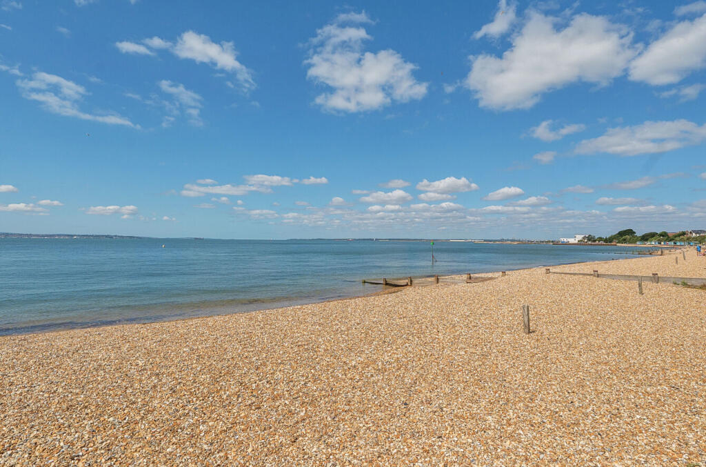 1320686-6-686cf52...