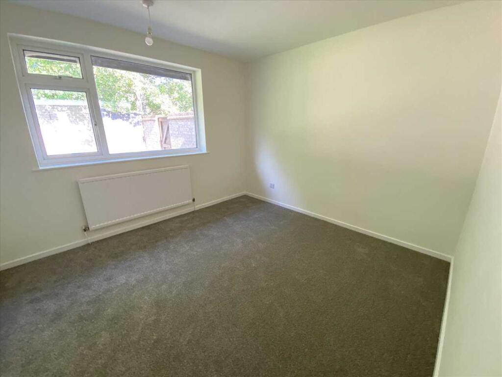 Bedroom 1: